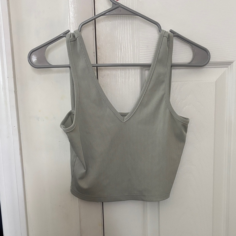 SHEIN Light Gray V-Neck Ribbed Tank Top
